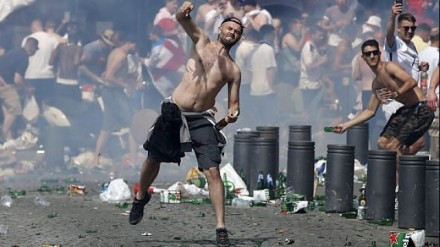 Euro 2016, Russia rischia eliminazione per colpa hooligan